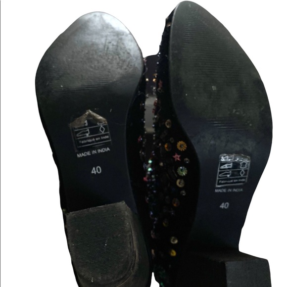 Free People Night Out Sequin Booties
Black Velvet. Size 40 - Picture 7 of 7